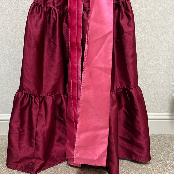 Hutch Harlow Gown - Picture 5 of 10